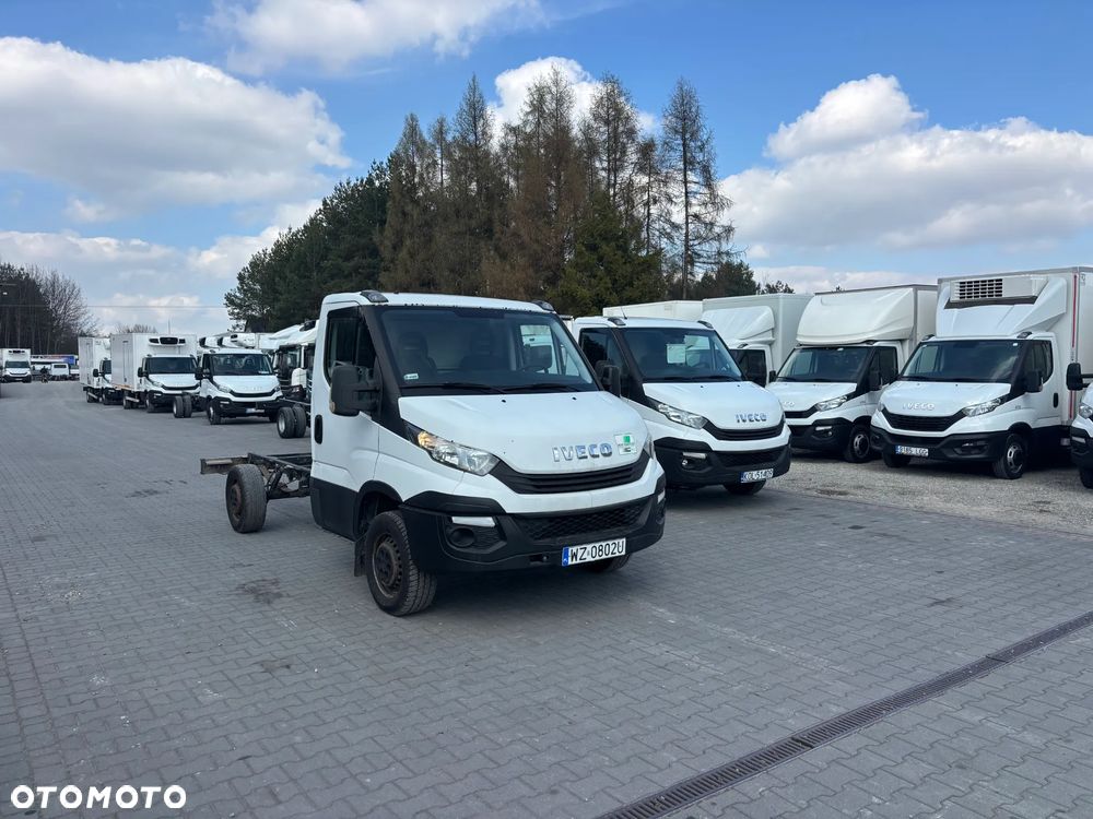 Iveco daily 35S12,,35S13,,35C13,35C14,35C15,35C16 podwozie do zabudowy - 1