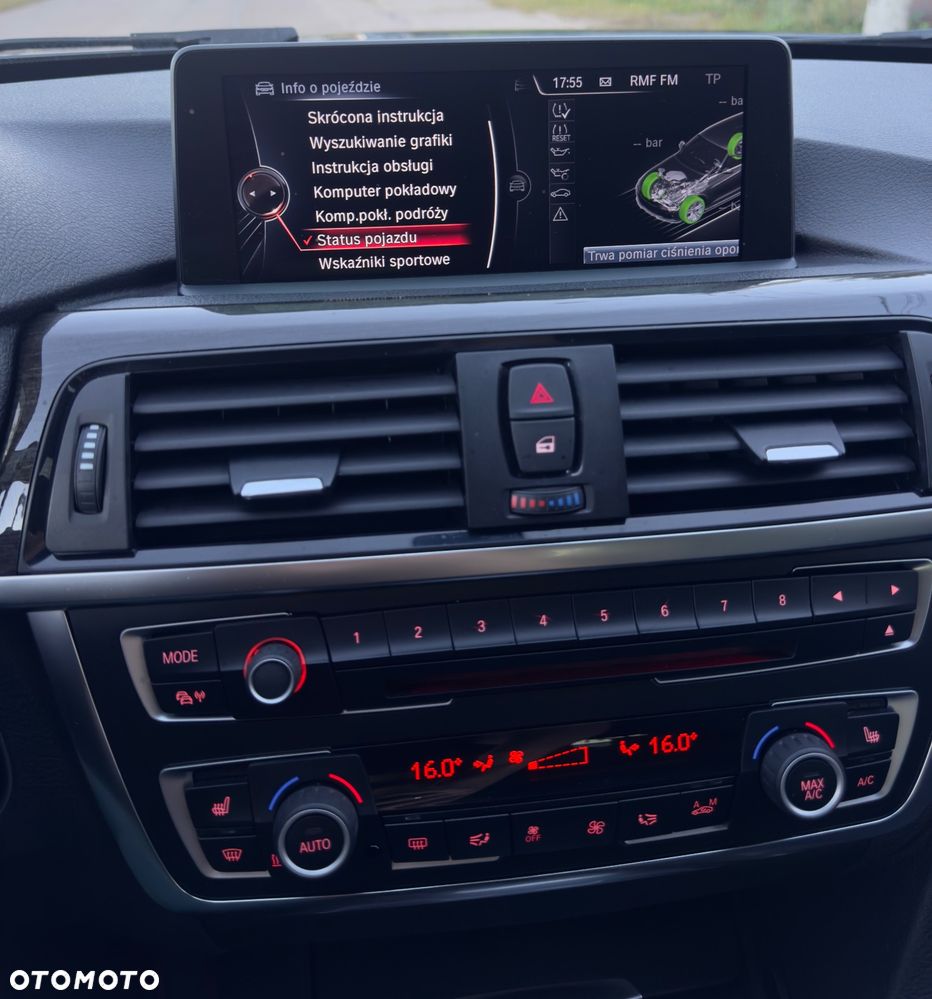 BMW Seria 3 318d Luxury Line - 32