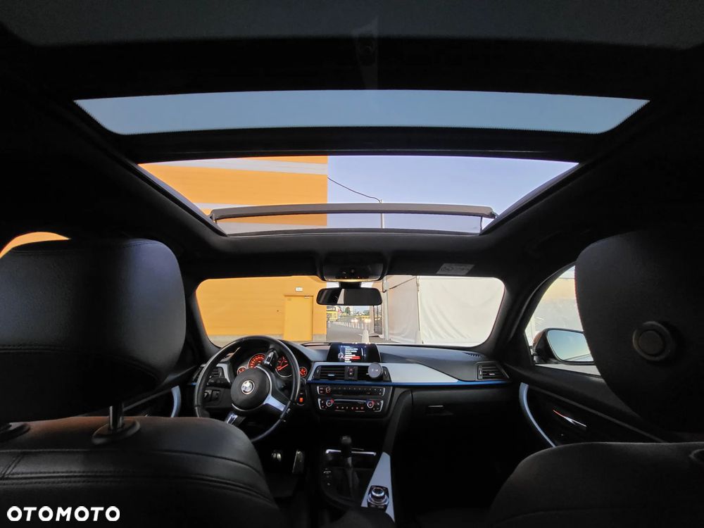 BMW Seria 3 318d M Sport EU6 - 22