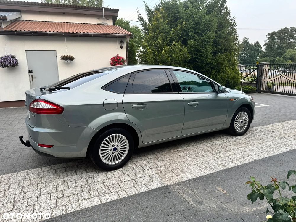 Ford Mondeo - 18