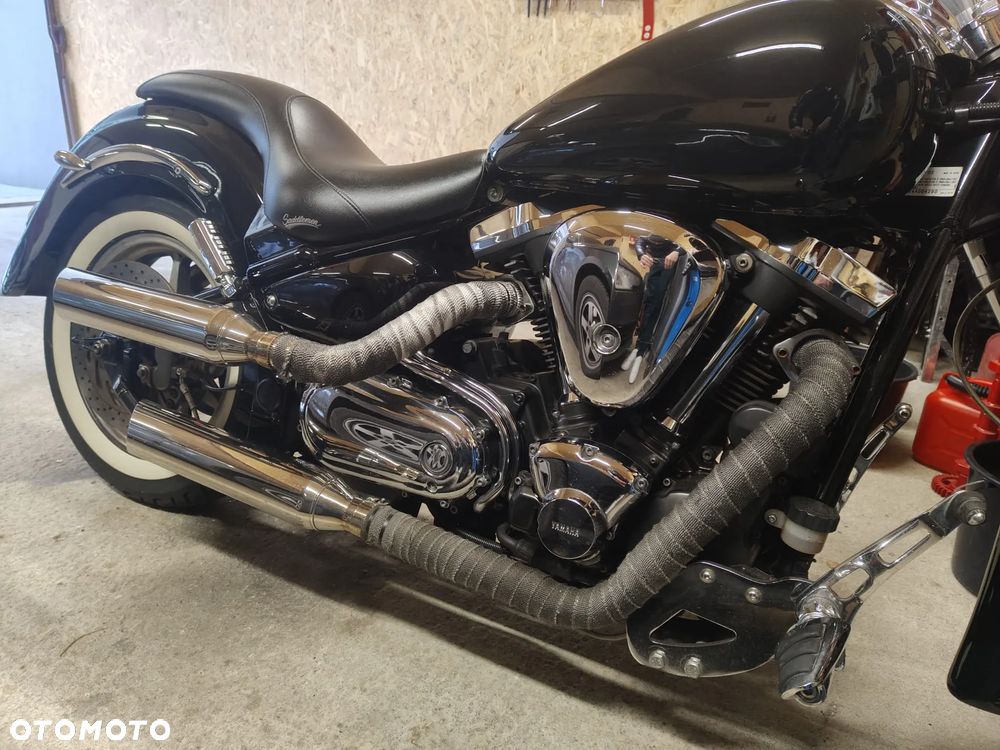 Yamaha Road Star - 16