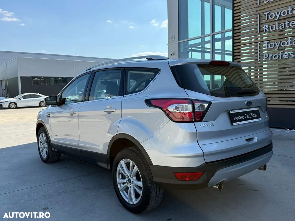 Ford Kuga - 8