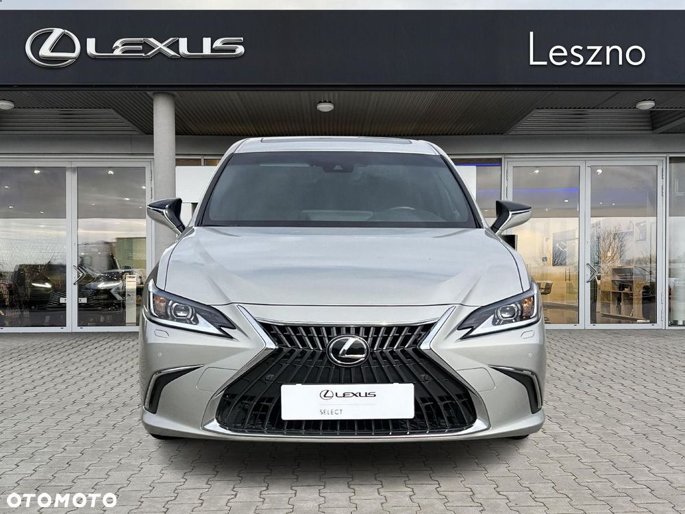 Lexus ES 300h Business Edition - 7
