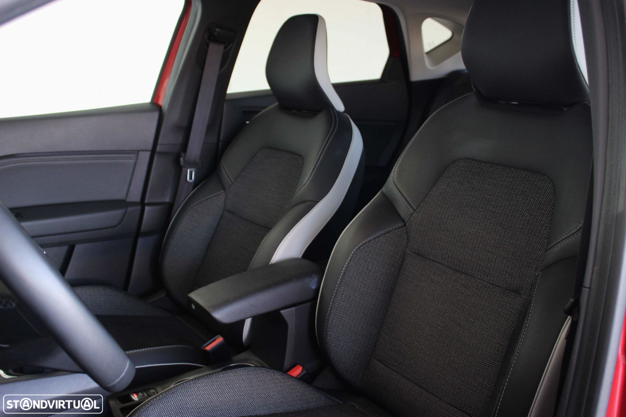 Renault Captur 1.0 TCe Exclusive - 13
