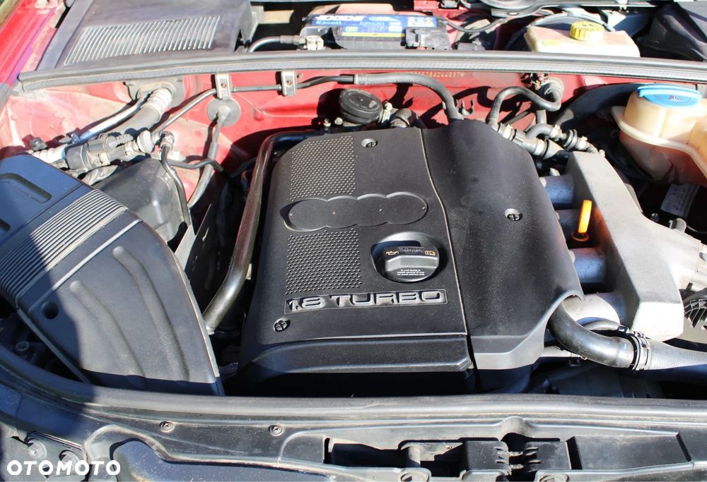 Audi A4 Limousine - 12