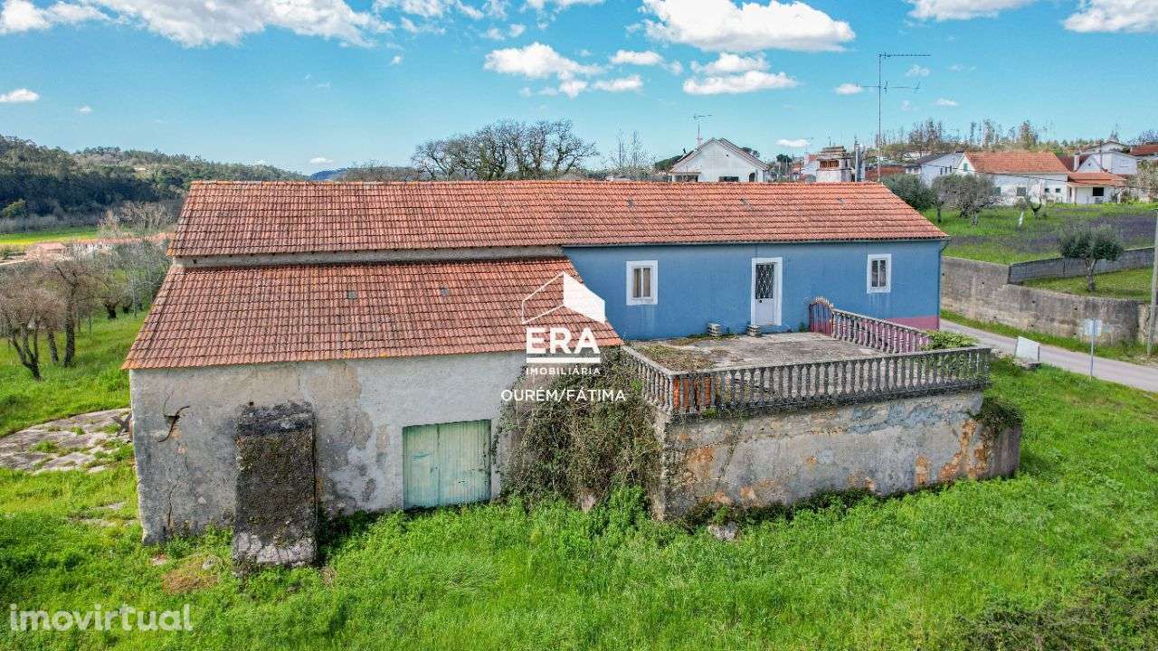 Moradia T3 localizada no Olival, Ourém - Grande imagem: 4/25