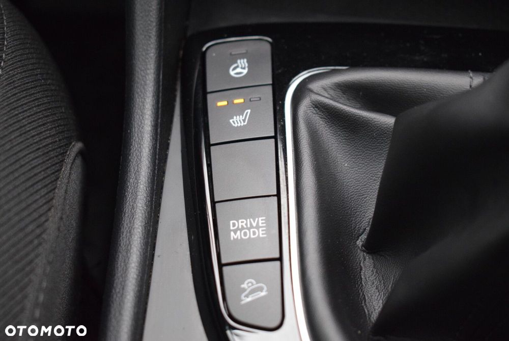 Hyundai Tucson 1.6 T-GDi Smart 2WD - 23