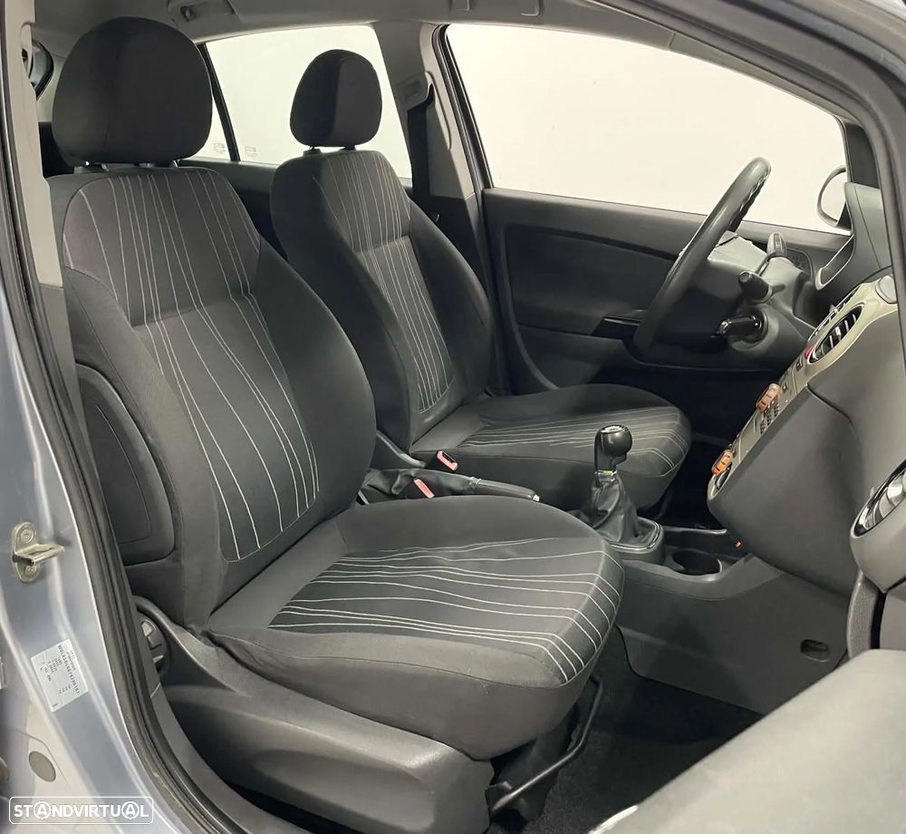 Opel Corsa 1.2 Enjoy - 23