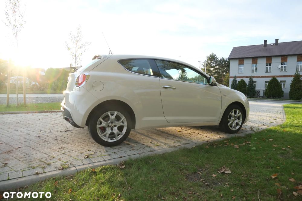 Alfa Romeo Mito 1.4 TB MultiAir Distinctive S&S - 9