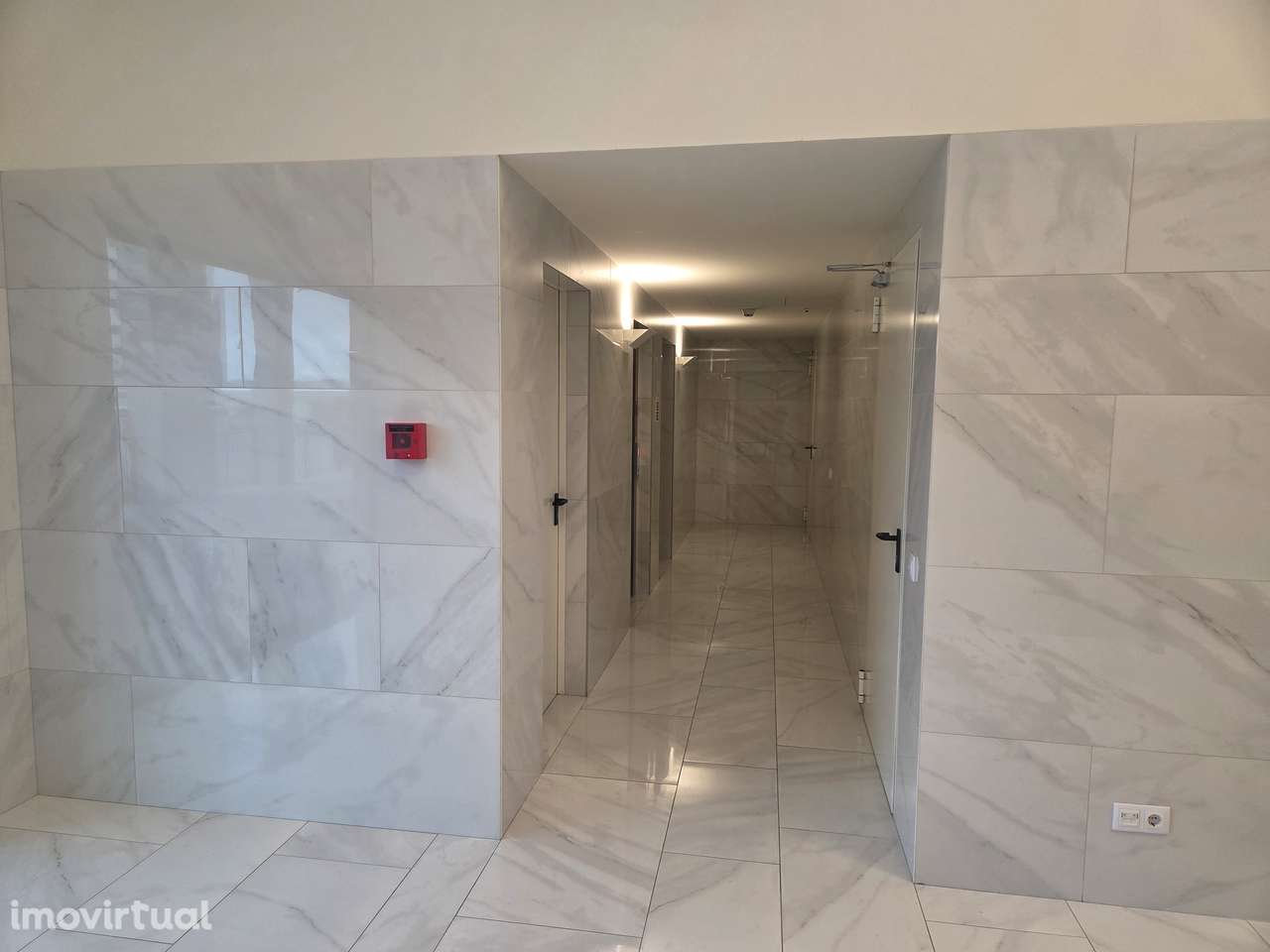 Arrenda-se apartamento T3 novo no condomínio Antas Green - Grande imagem: 5/37