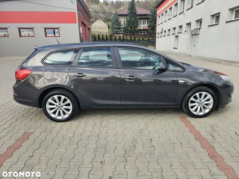 Opel Astra 1.4 Turbo Cosmo - 9