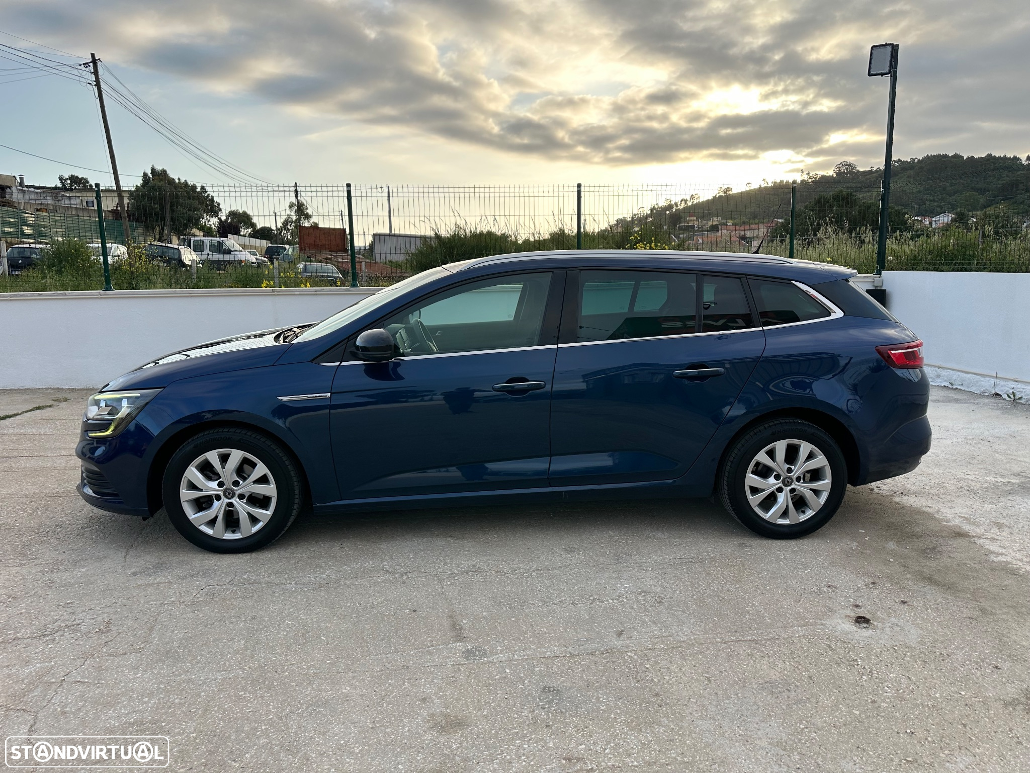 Renault Mégane Sport Tourer 1.5 Blue dCi Limited - 13