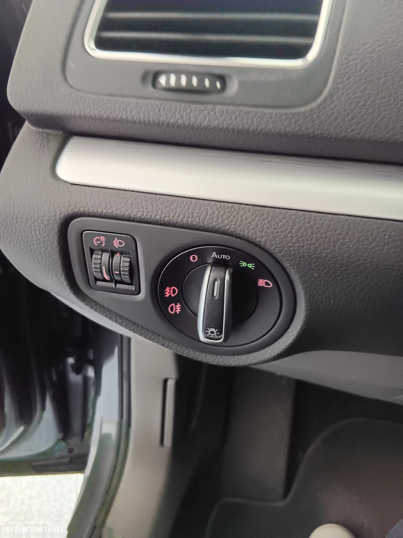 VW Sharan 2.0 TDI Confortline DSG - 11