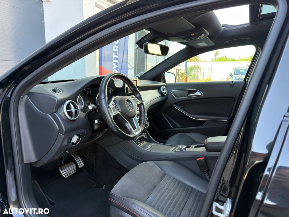 Mercedes-Benz GLA 200 (CDI) d 4Matic 7G-DCT AMG Line - 12