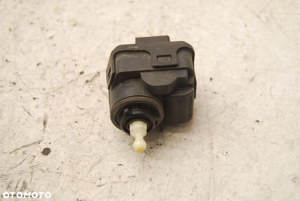 SILNICZEK REGULACJI ŚWIATEŁ 1U0941295 SKODA OCTAVIA I AUDI SEAT VW - 1