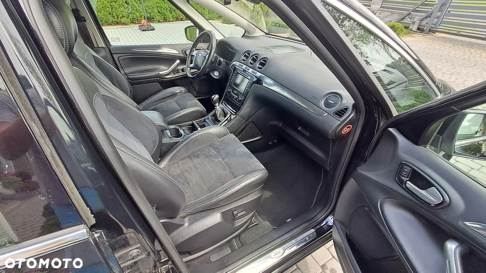 Ford S-Max - 7