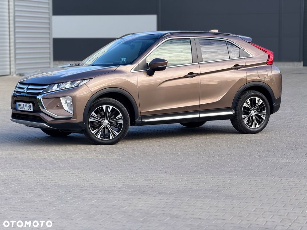 Mitsubishi Eclipse Cross 1.5 T-MIVEC CVT 4WD Spirit+ - 2
