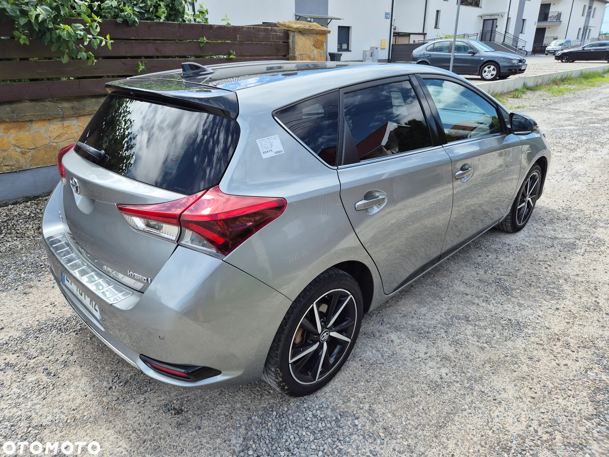 Toyota Auris 1.8 VVT-i Hybrid Automatik Design Edition - 30