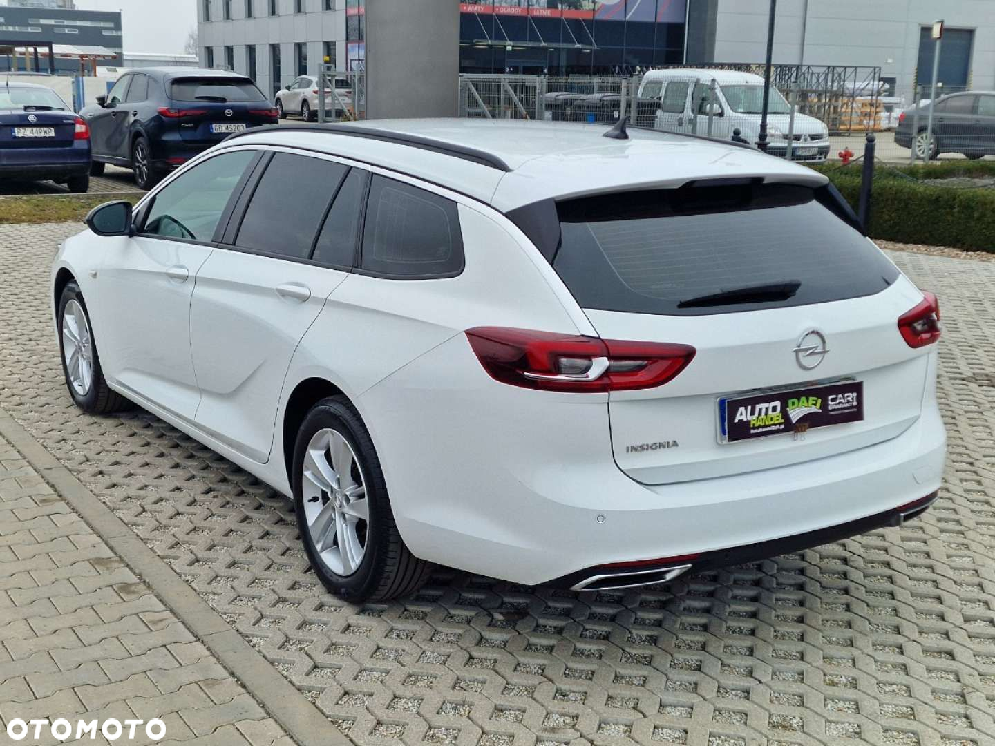 Opel Insignia - 34
