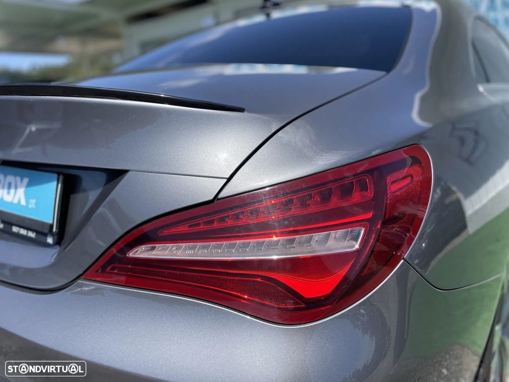 Mercedes-Benz CLA 180 d Urban Aut. - 31