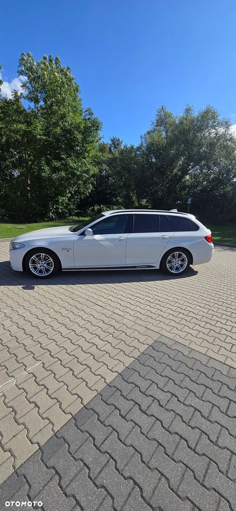 BMW Seria 5 520d - 27