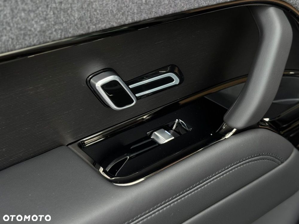 Land Rover Range Rover Sport - 36