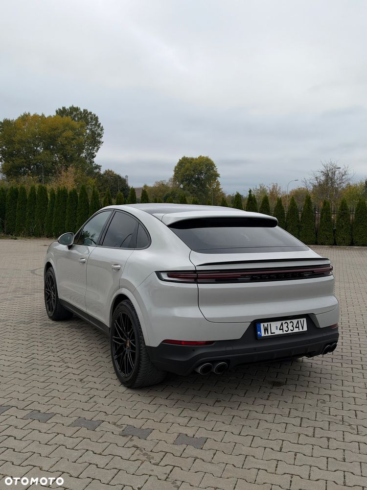 Porsche Cayenne 2024 photo 2