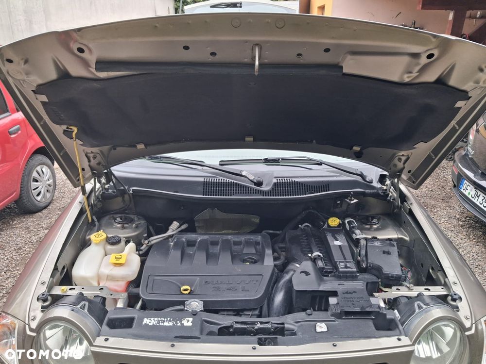 Jeep Compass 2.4I 4x4 Sport - 17