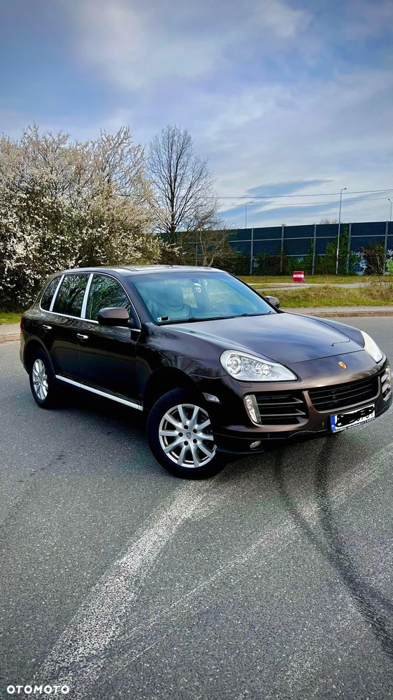 Porsche Cayenne - 5