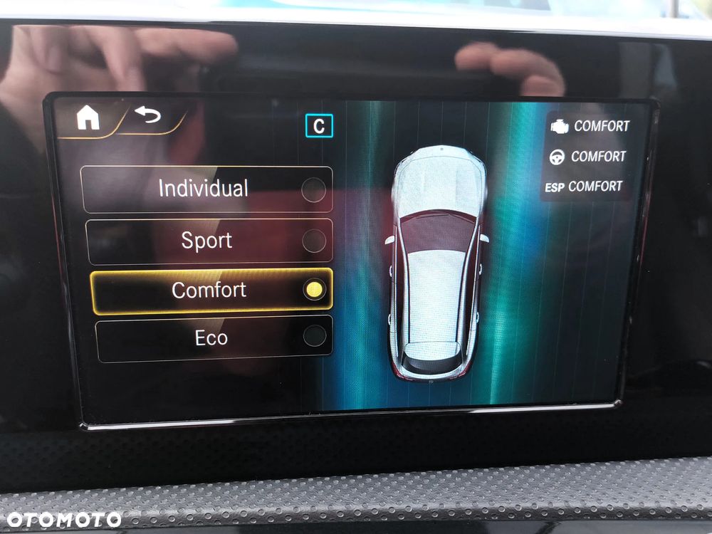 Mercedes-Benz CLA 200 Shooting Brake 7G-DCT AMG Line - 21