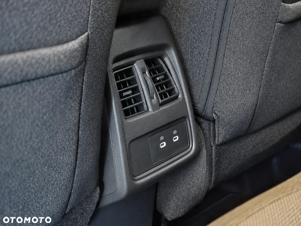 Renault Captur - 15