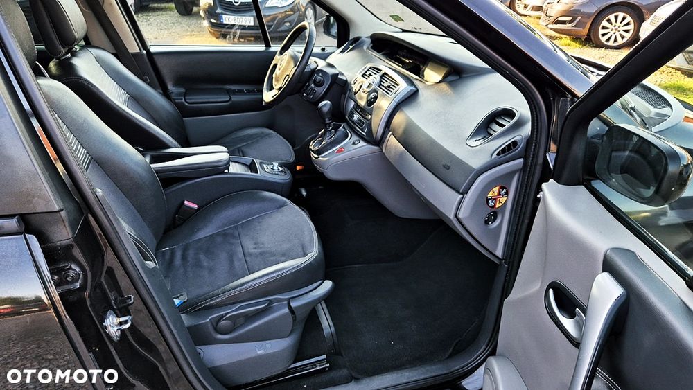 Renault Grand Scenic Gr 2.0 16V Privilege - 35