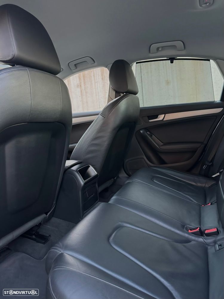 Audi A4 2.0 TDI DPF Ambition - 9