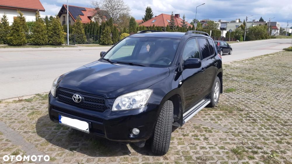 Toyota RAV4 2.2 D-4D Luna - 1