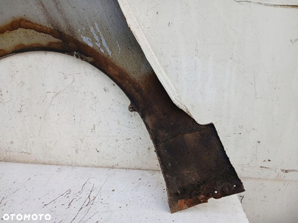 Kia Carens Iii Błotnik Prawy A1 - 8