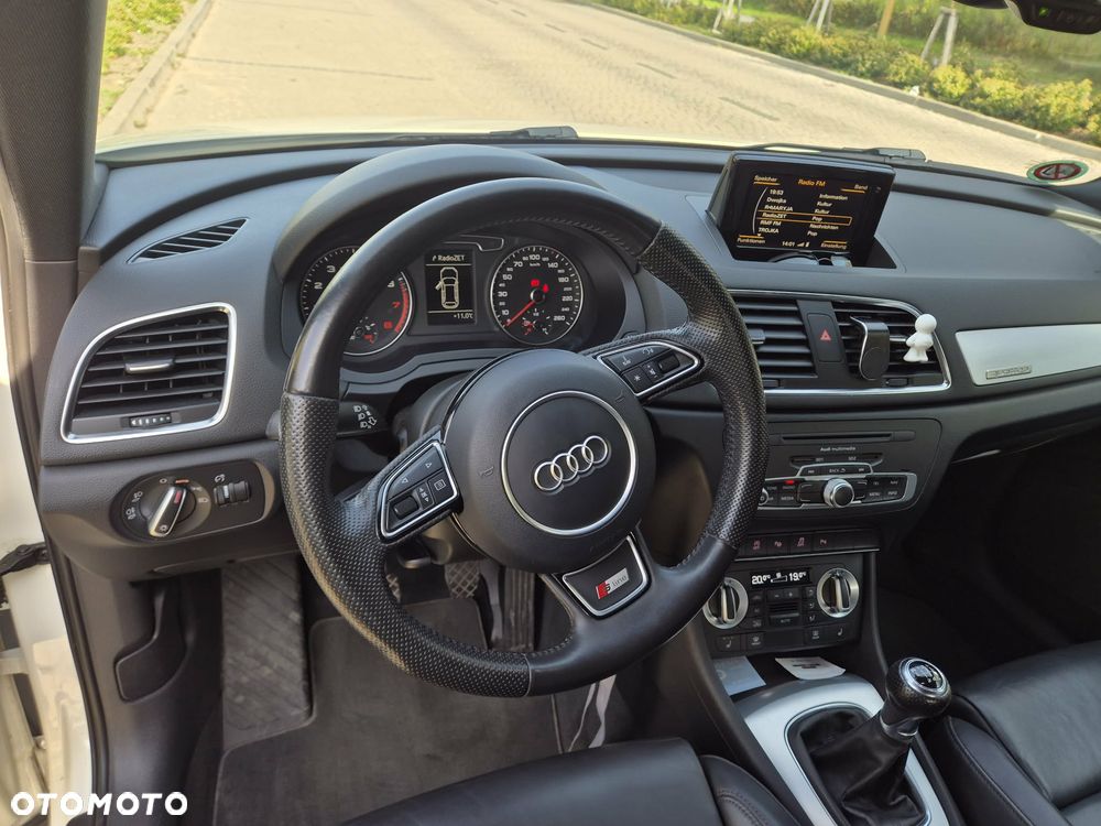 Audi Q3 2.0 TFSI Quattro - 14