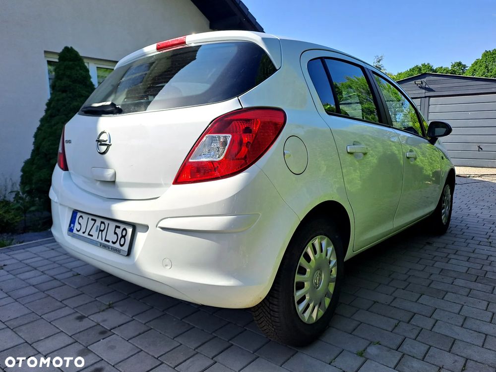 Opel Corsa 1.4 16V 150 Jahre - 4