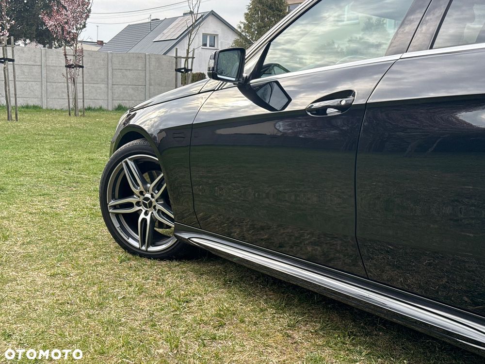 Mercedes-Benz Klasa E 300 BlueTEC 7G-TRONIC - 15
