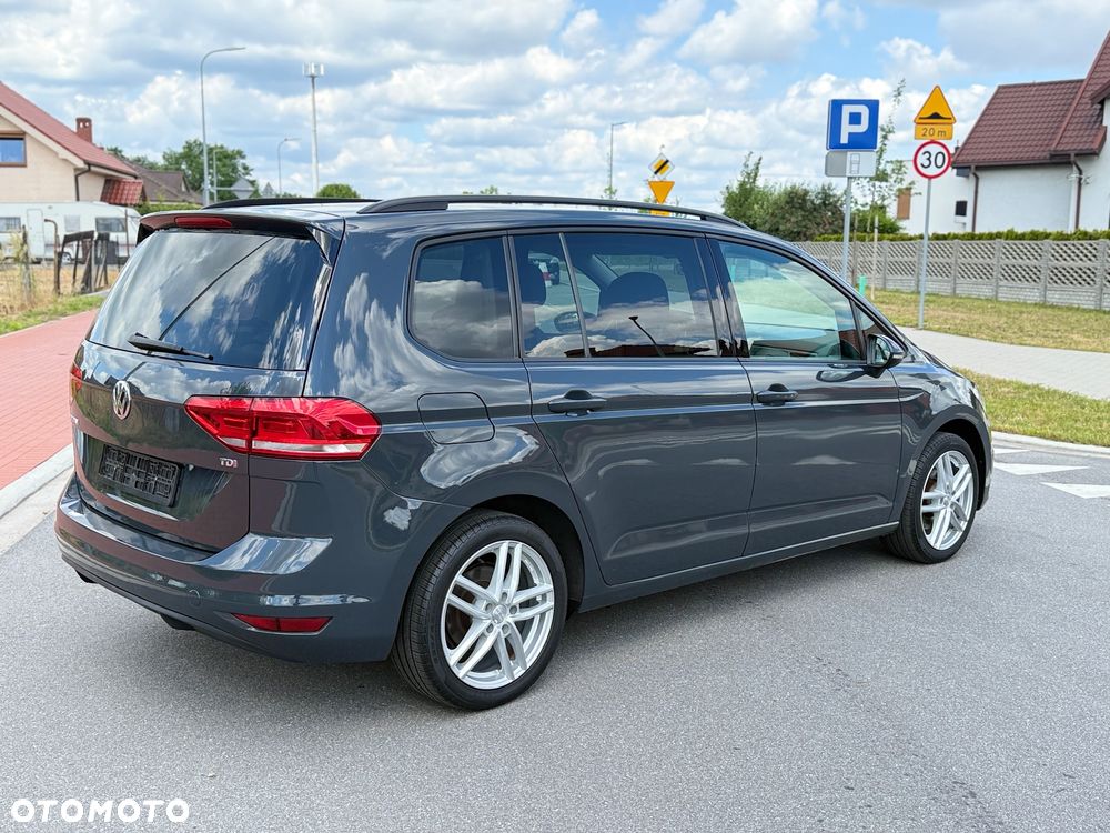 Volkswagen Touran 1.6 TDI SCR BlueMotion Technology DSG Trendline - 5