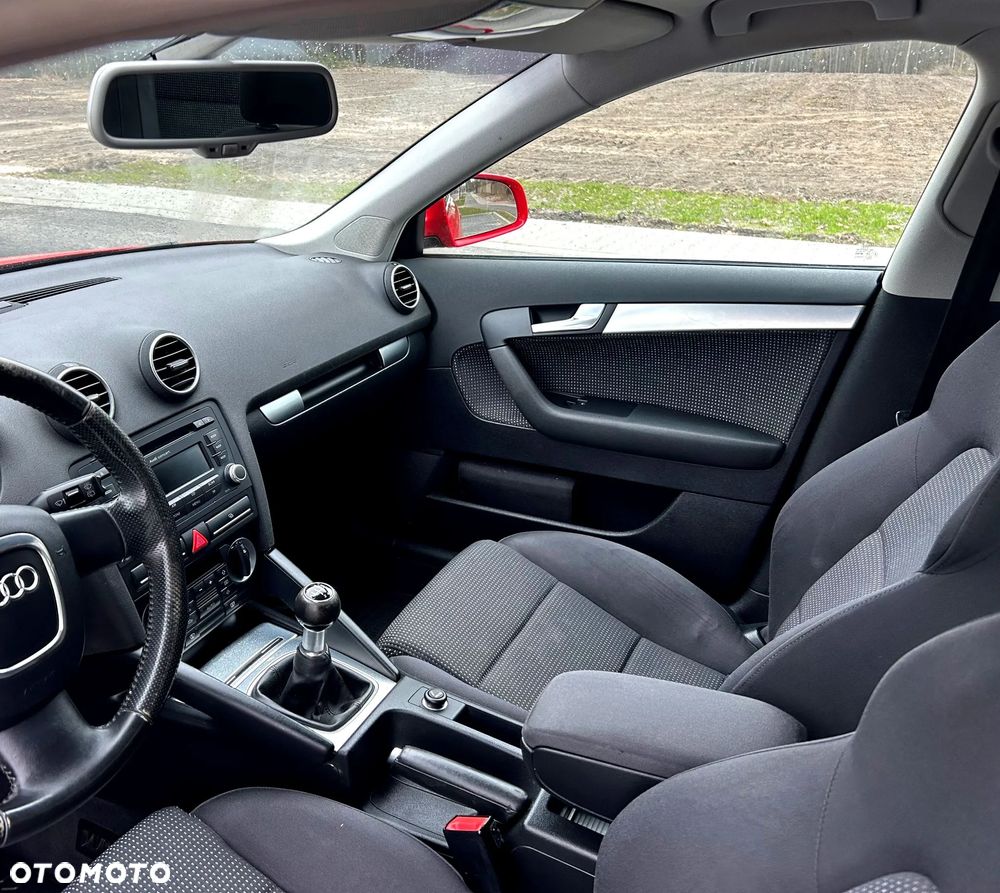 Audi A3 Sportback 1.9 TDI DPF Attraction - 7