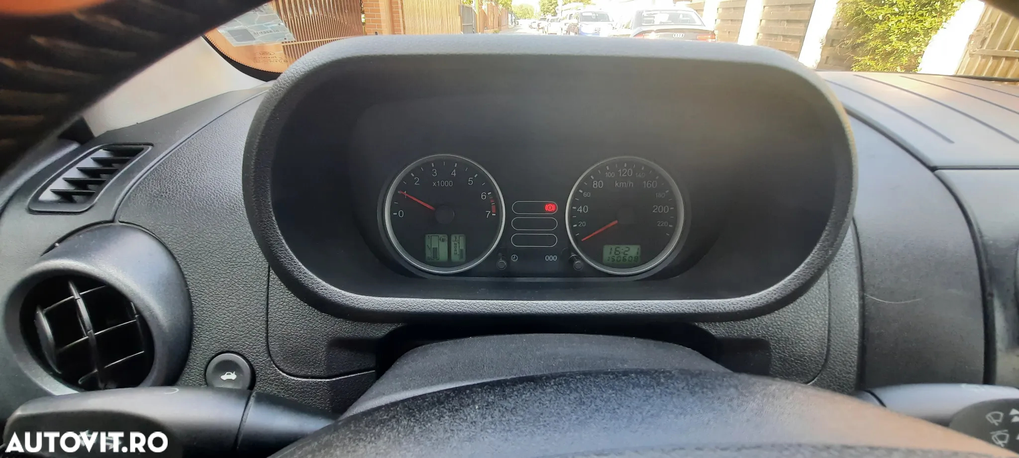 Ford Fusion 1.6 Comfort - 11