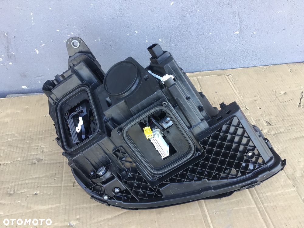 Lampa przednia lewa Mercedes E-klasa 213 Multibeam Led - 5
