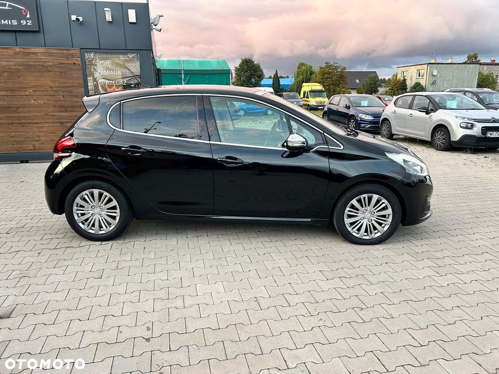 Peugeot 208 1.2 VTi Allure - 5