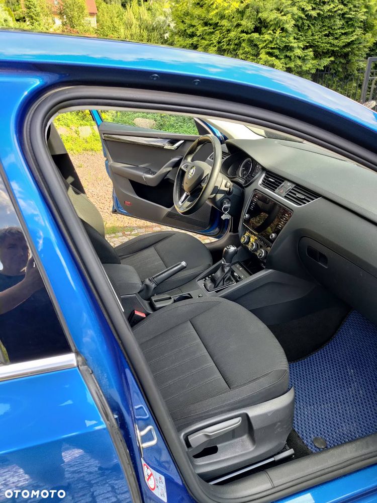 Skoda Octavia - 2