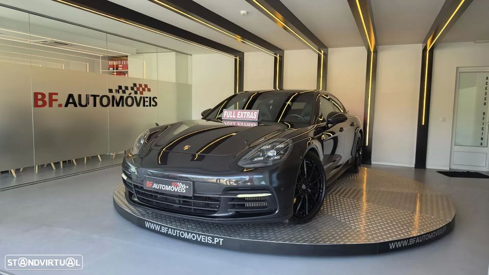 Porsche Panamera 4 S - 12
