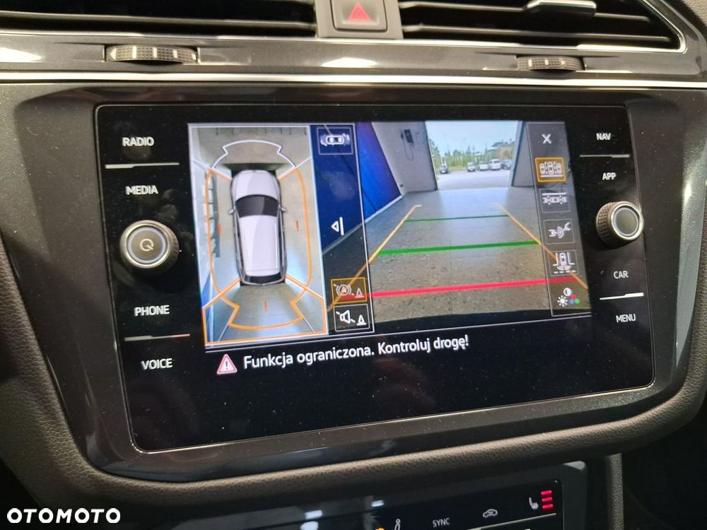 Volkswagen Tiguan Allspace - 15