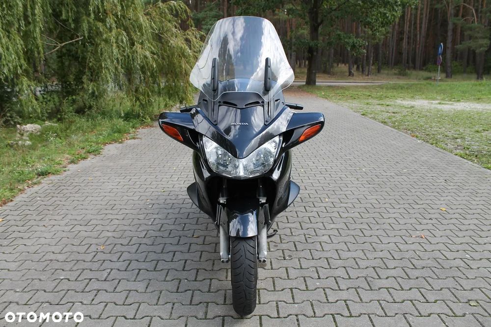 Honda ST - 6