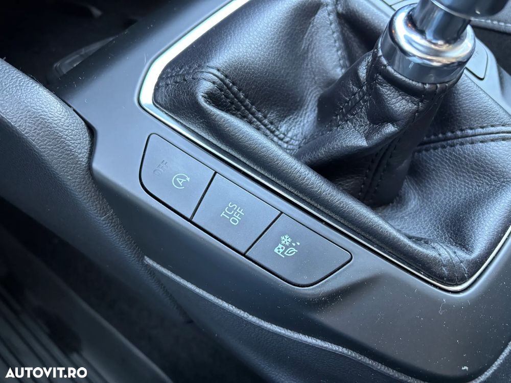 Ford Focus 1.5 EcoBlue Connected - 27