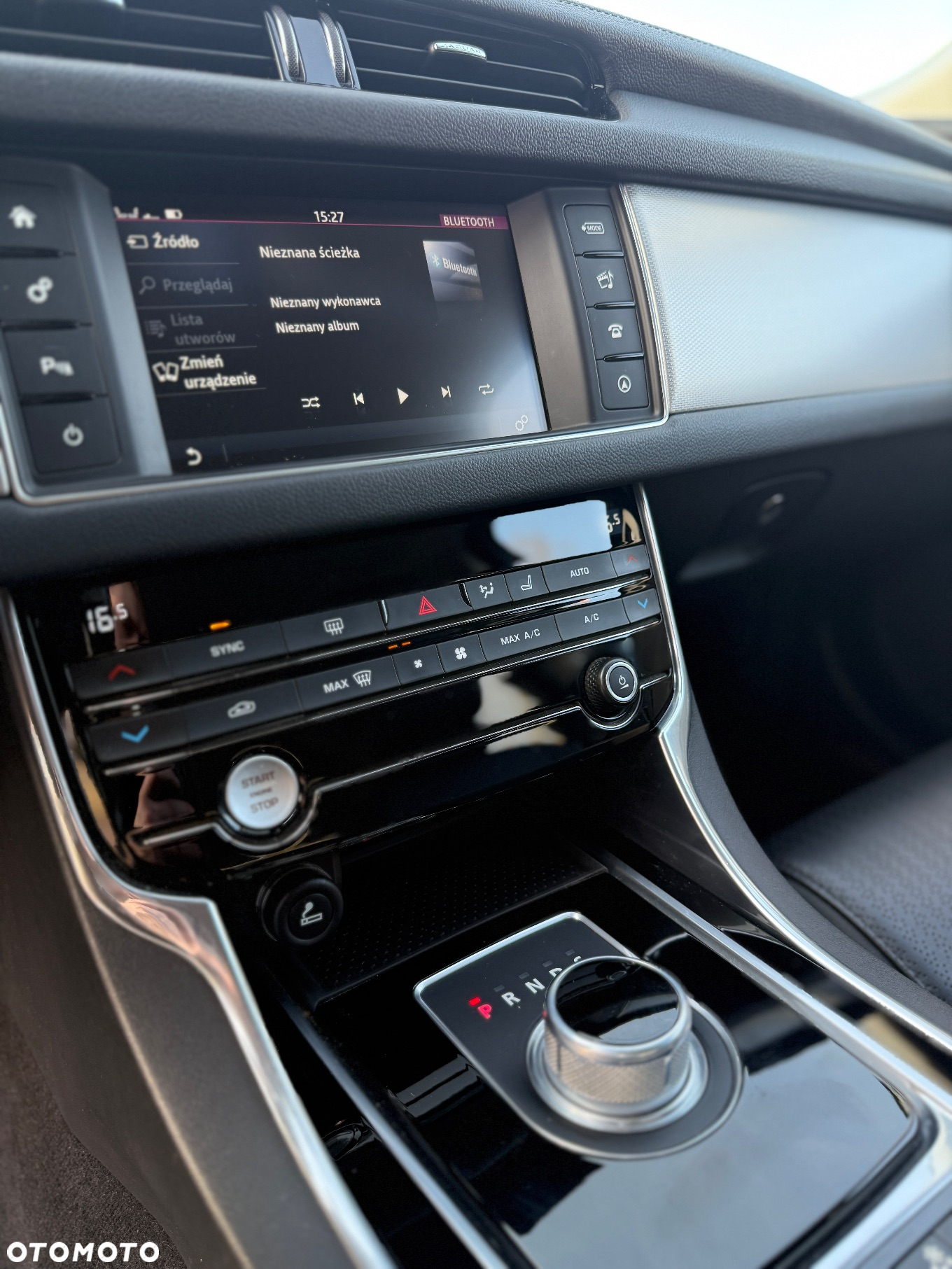 Jaguar XF 2.0 i4D AWD Prestige - 20