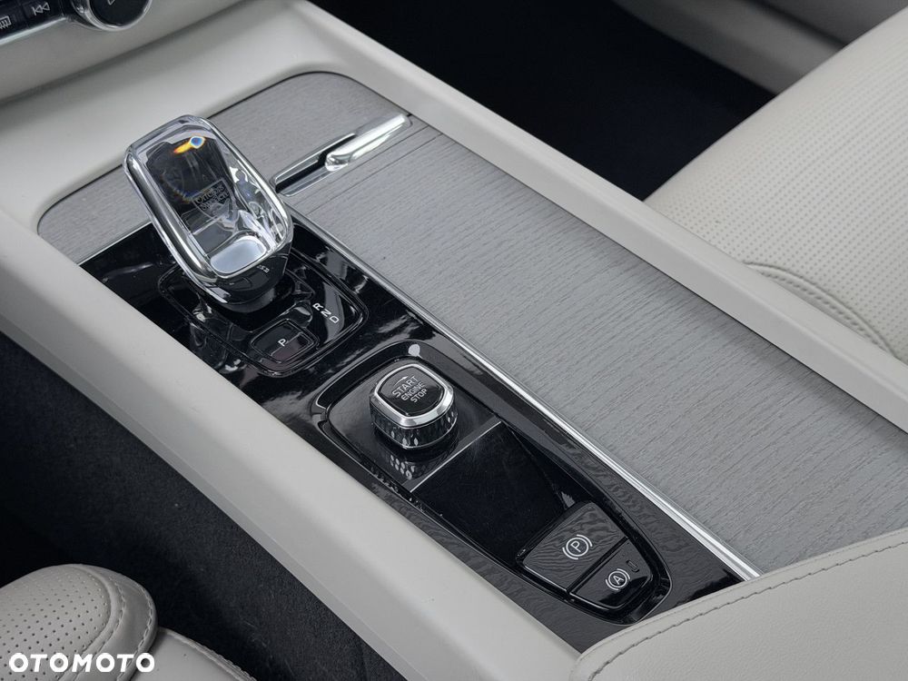 Volvo XC 60 - 26
